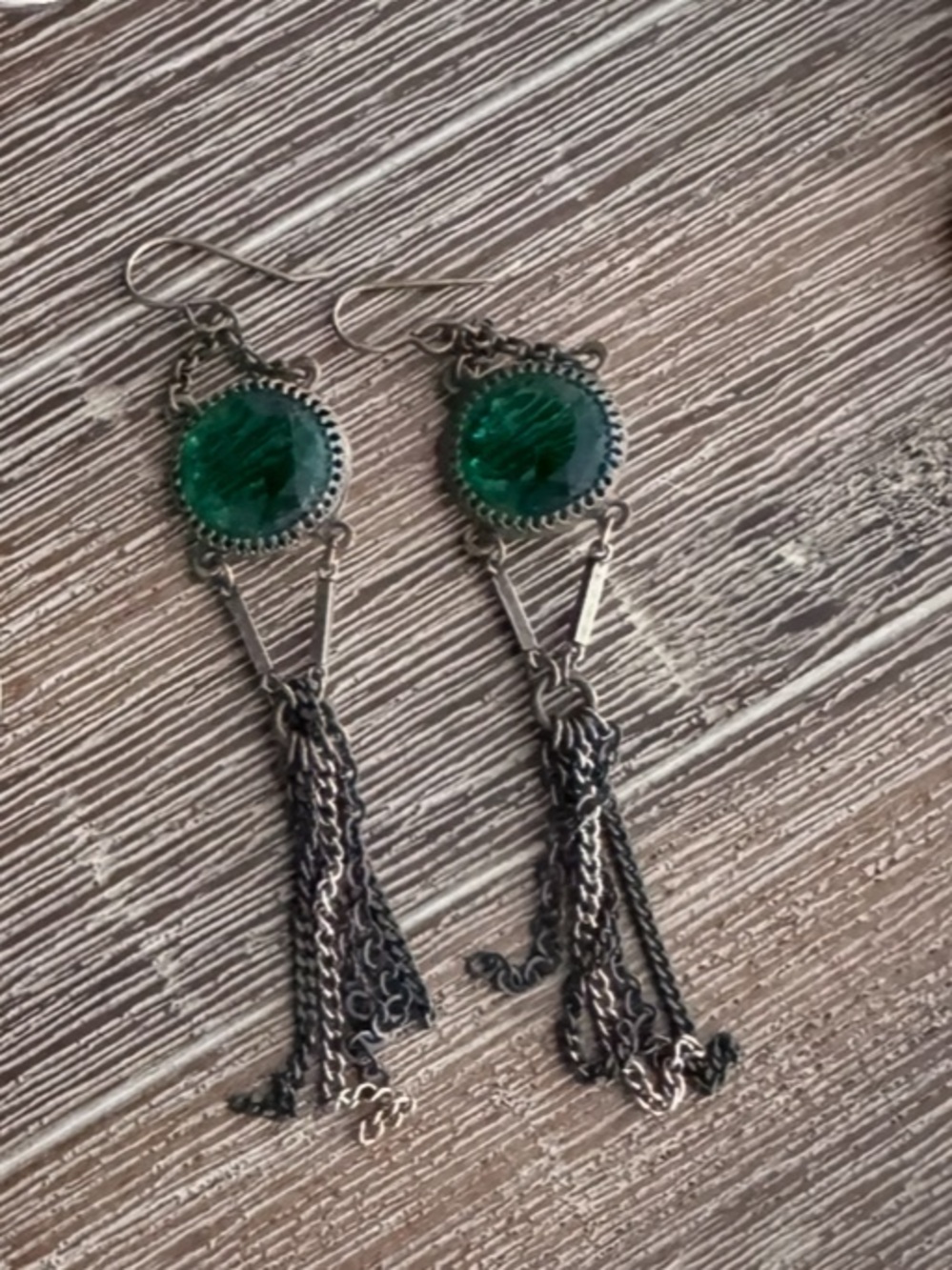 Emerald dangle earrings